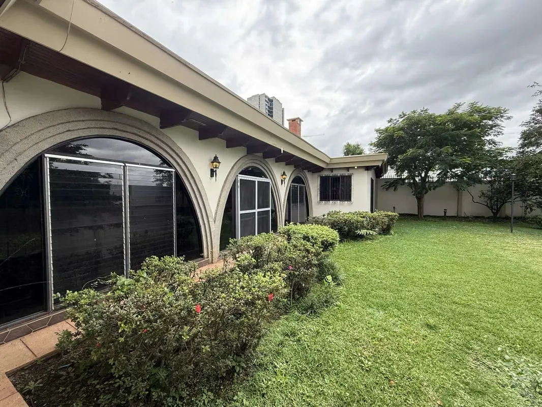 HOUSE FOR RENT/SALE ROHRMOSER PAVAS JV559