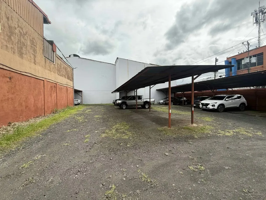 COMMERCIAL OR RESIDENTIAL LOT FOR SALE ALAJUELA CITY CENTER JV560
