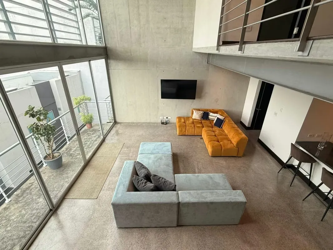 Discover this spectacular apartment for rent, featuring a modern design and details you’ll fall in love with.