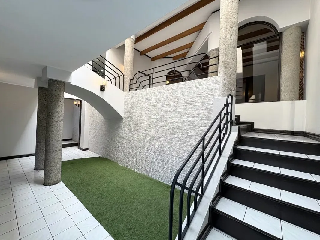 Alquiler de casa en Heredia. Residencial o Comercial. Mercedes Norte. ¡Ubicación céntrica!