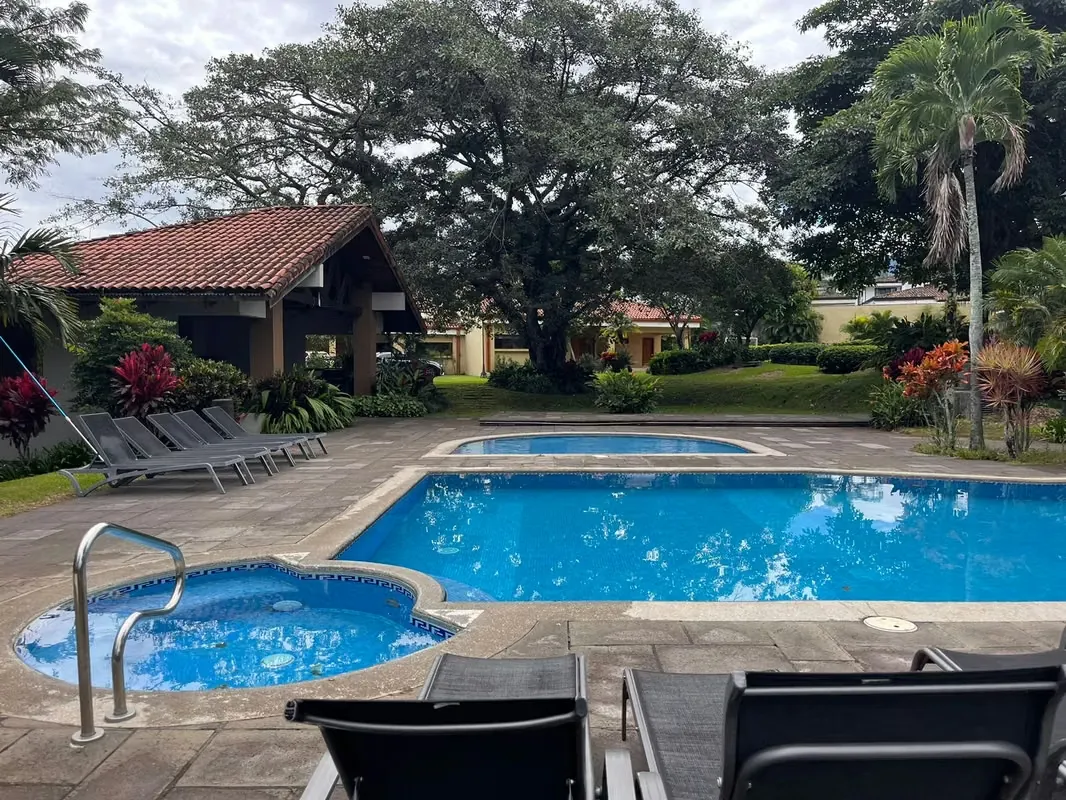 Home for rent Guachipelin Escazu