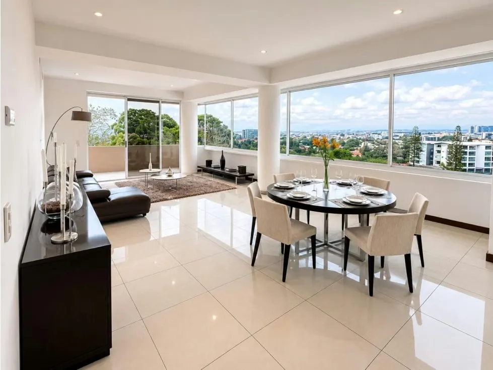 Amplia habitación principal, walk in closet y baño, Gran sala, amplia cocina, Area de lavado, 2 parqueos, Cielos altos y luz ...