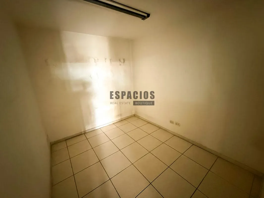 COMMERCIAL SPACE FOR RENT IN PLAZA ROHRMOSER — photo 4