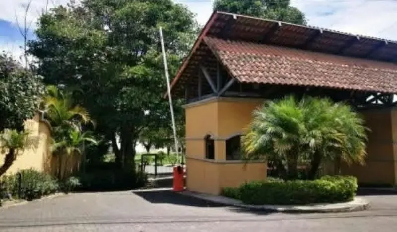 LAST 365m2 LOT FOR SALE Con Vistas del Irazú San Isidro GuarcoCartago