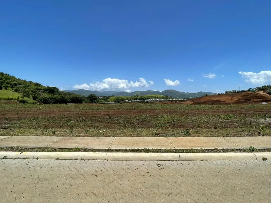 Terreno ideal para desarrollo en Grecia, Alajuela