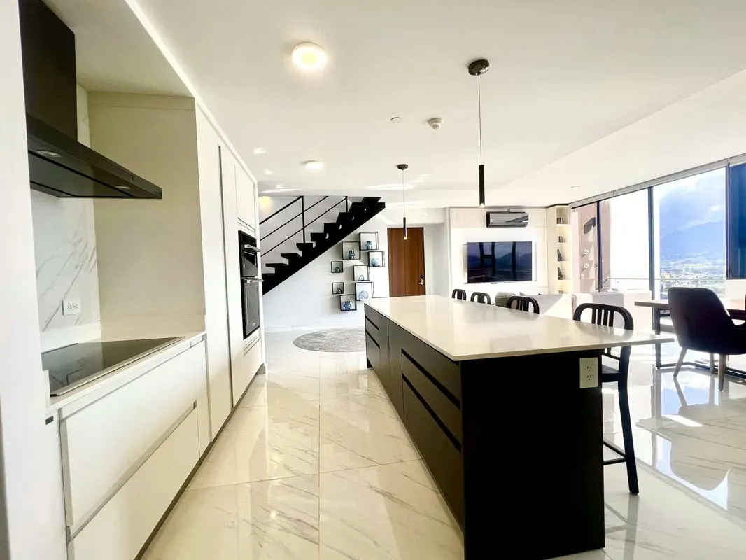 ESPECTACULAR!!! PENTHOUSE 300M2 CON TERRAZA  ROOFTOP 65M2 NUNCIATURA