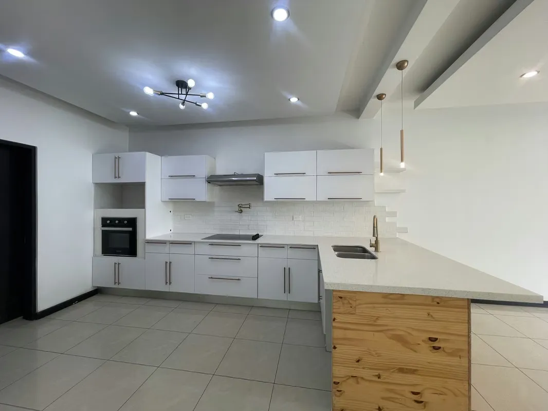 House for Sale in Gated Community | Trejos Montealegre, Near Avenida Escazú
