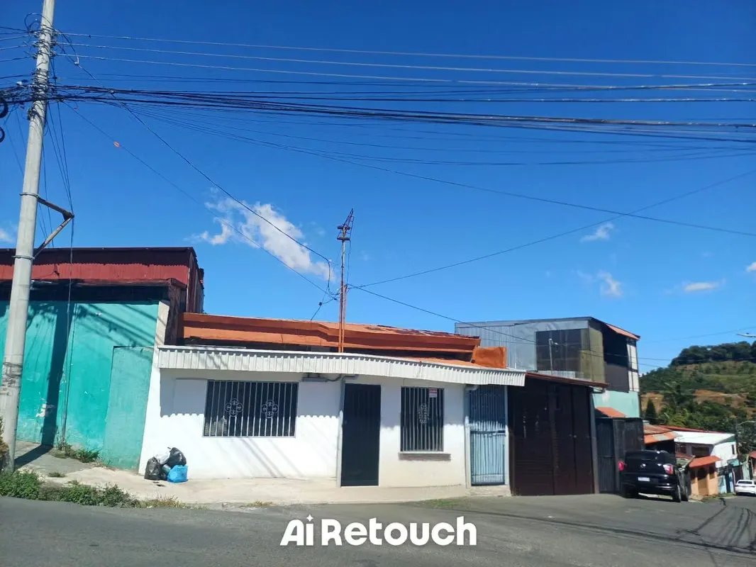 Se vende casa con excelente ubicación en San Miguel de Desamparados
