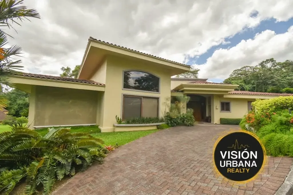 Elegant single-story house in an exclusive condominium in Ciudad Colón. This sophisticated residence combines spaciousness, privacy, and luxurious finishes in a setting ...