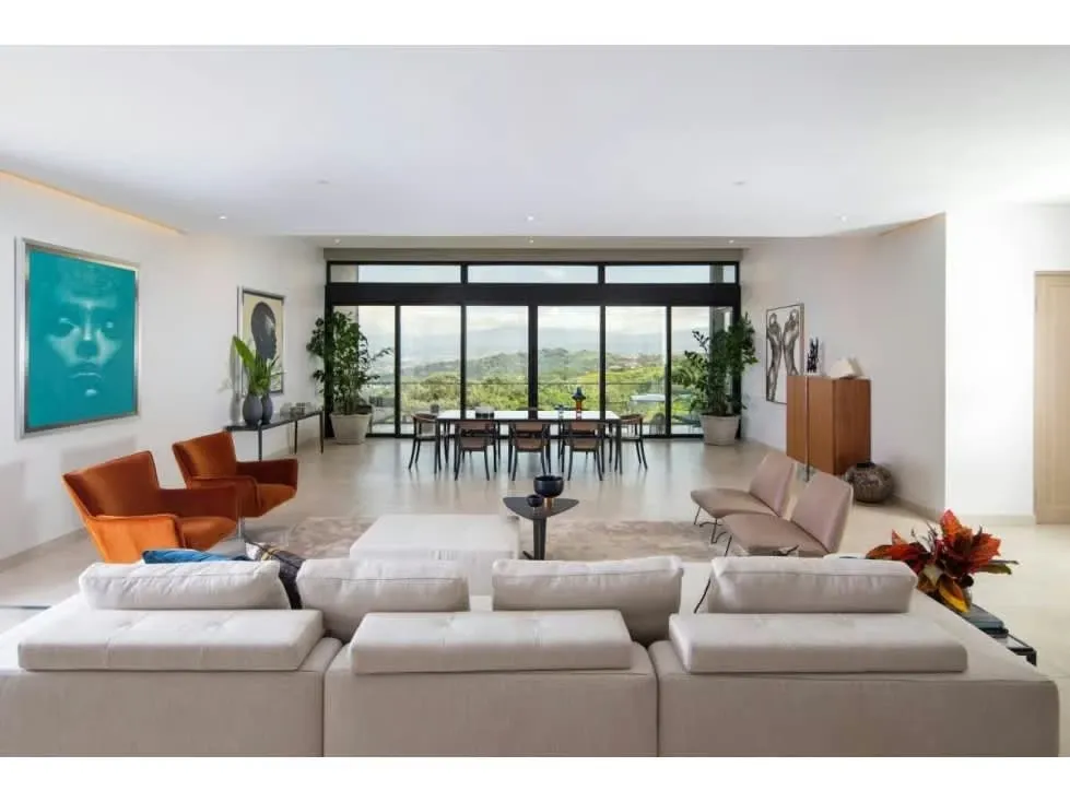 Condominio de Lujo en Venta – Residencias Solaris. Santa Ana