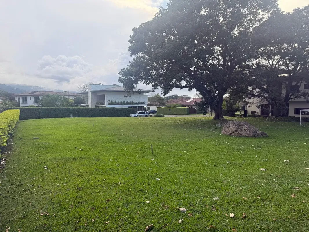 LOT FOR SALE IN CONDOMINIUM LA HACIENDA, SANTA ANA