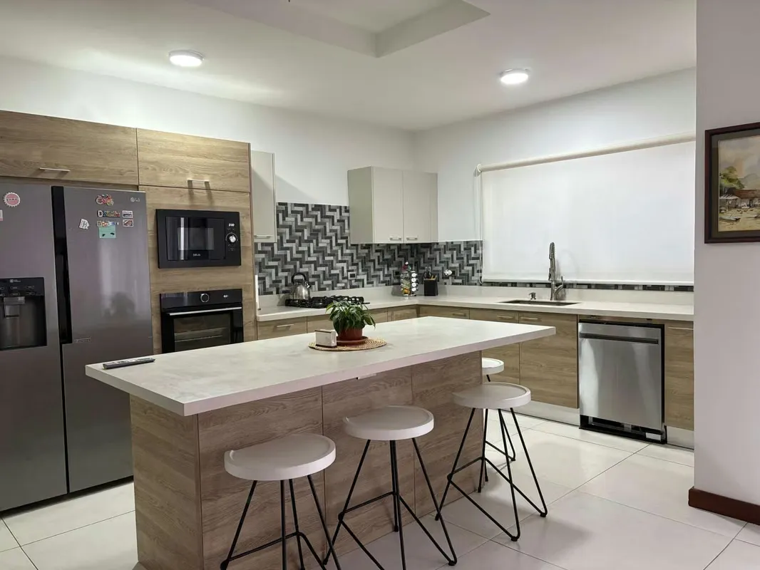 Venta de casa independiente en San Lorenzo de Flores, Heredia