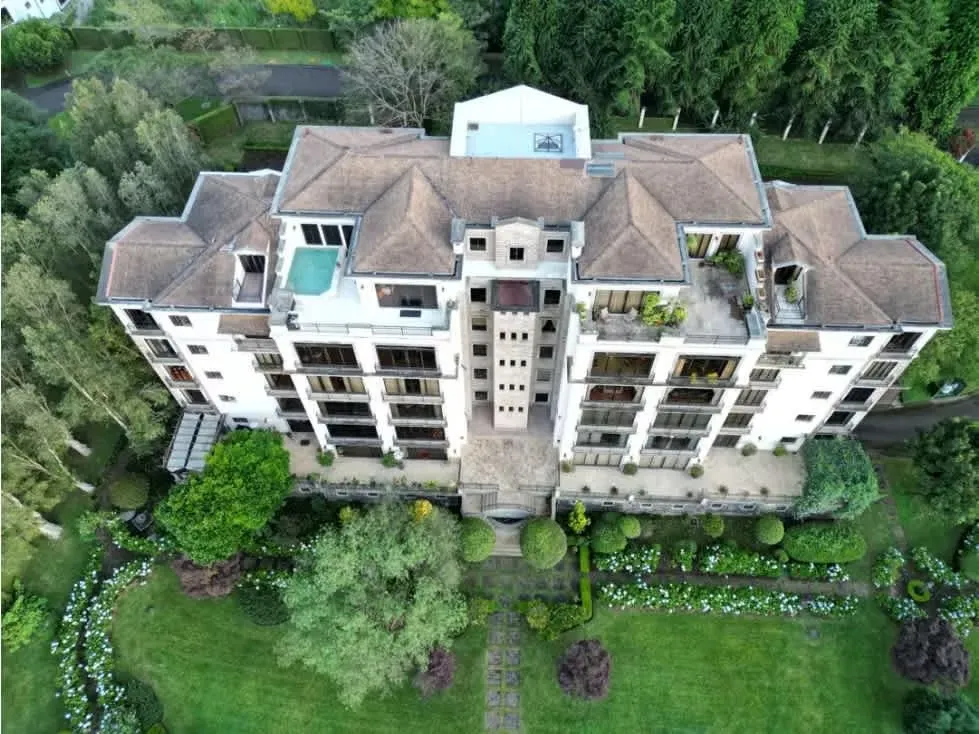 Venta de apartamento de lujo en Colinas de Montealegre. El Olivar I