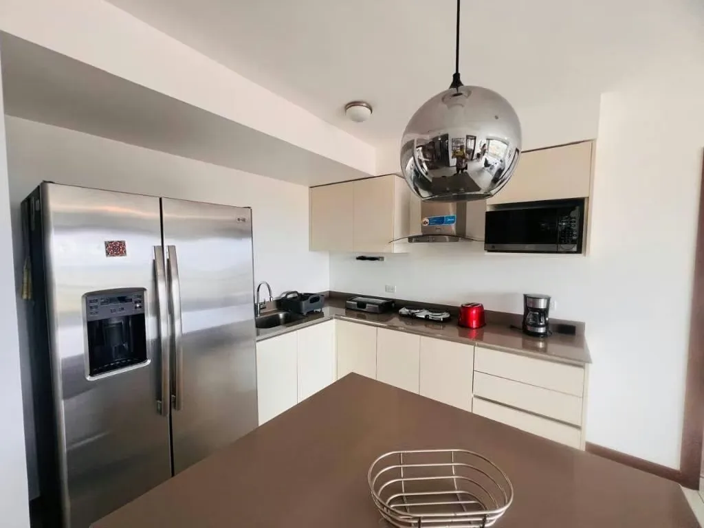 Beautiful furnished apartment for sale in condominium in La Uruca