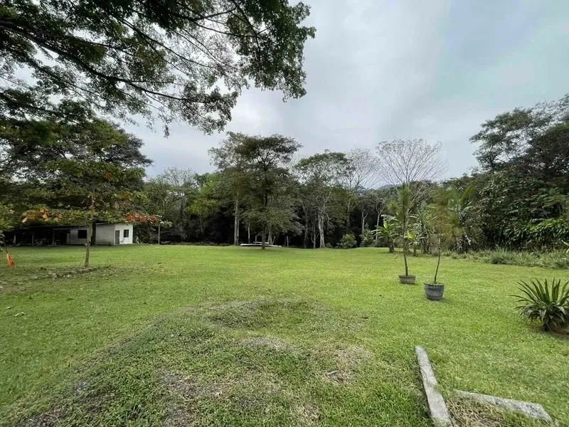 Modern Cabin on 9,914 m² with Guest Apartment Near Central Pacific, Costa Rica