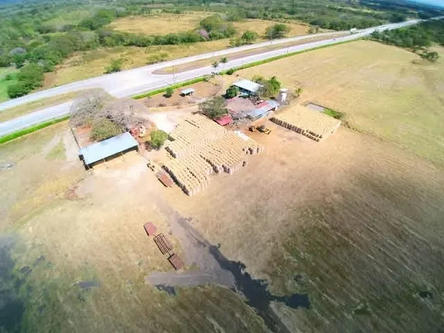 FINCA VILLA VIEJA a privileged 100-hectare (250 acre) ranch strategically located on Route 1, North Inter-American Highway, 28Km from Liberia, Guanacaste, which has top potential to be ...