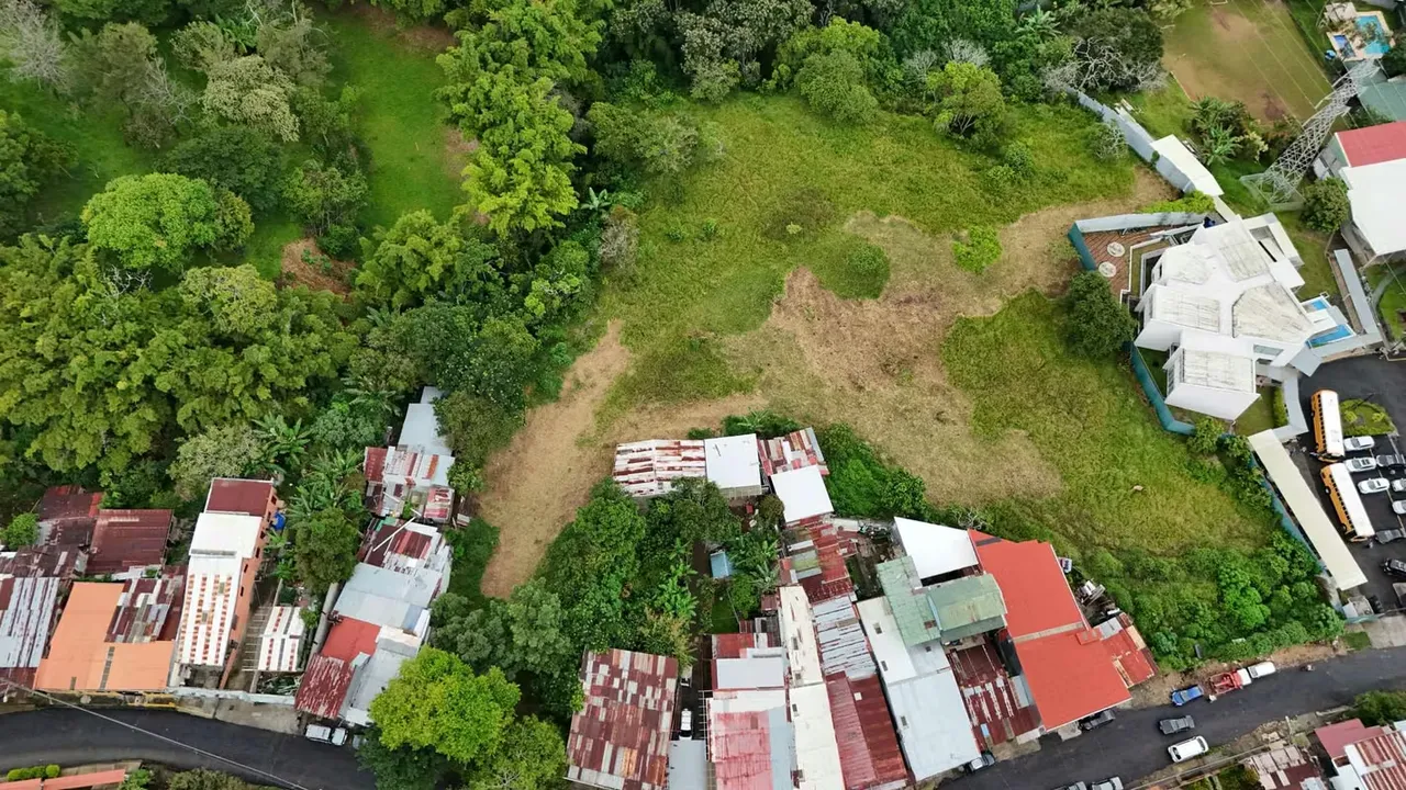 Lot for sale in Desamparados