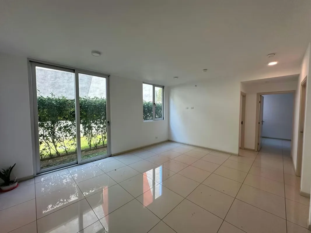 Apartamento en Ulloa, ubicación estrategica