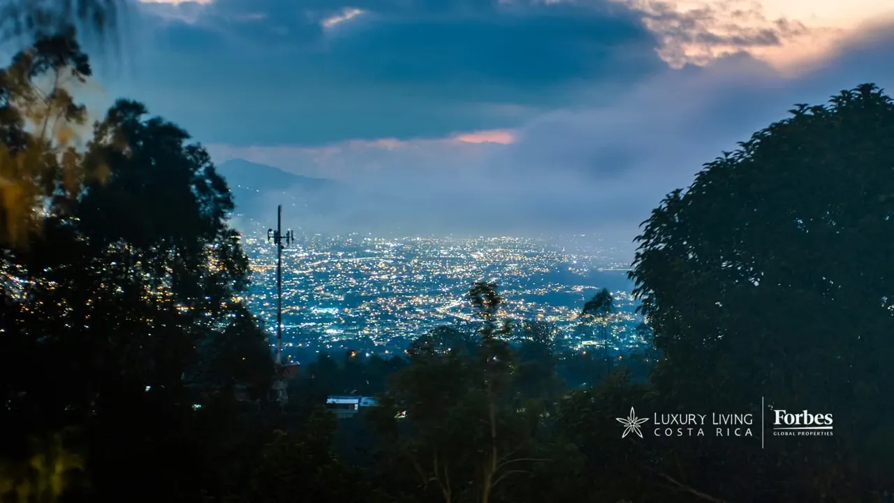 Chalet Among the Clouds is a retreat where nature, peace, and serenity come together to offer you a unique experience. Just 30 minutes from San José, this ... — photo 2