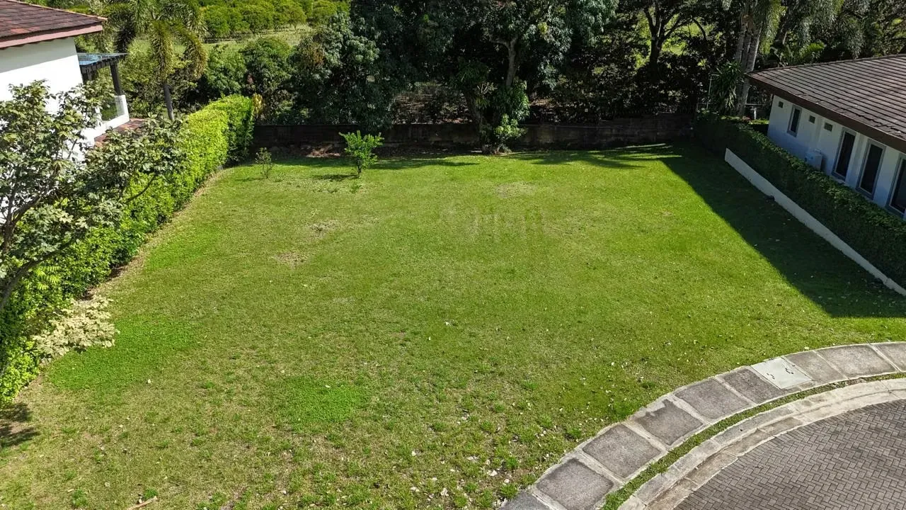 Lote en venta en Condominio Bosques del Río, Piedades #GU
