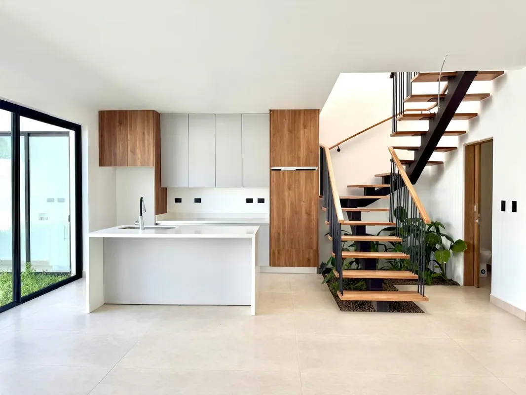 MODERN HOUSE FOR SALE IN CONDOMINIUM, ESCAZU