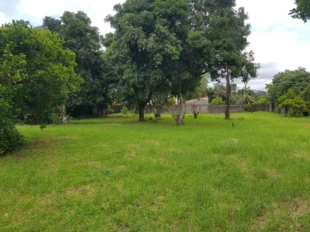 Amplio terreno Uso Comercial San Joaquín de Flores, Heredia