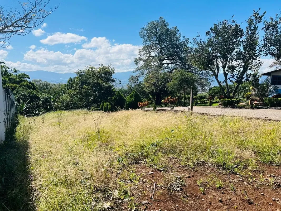 Lot for Sale in San Rafael, Heredia – Ready to Build