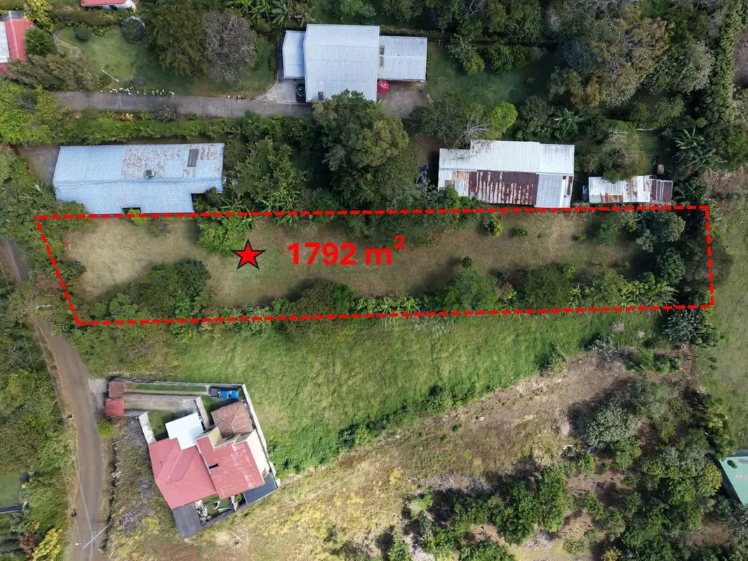 Beautiful residential lot located in the lovely area of San Rafael, Heredia. Enjoy a cool and pleasant climate, security, ...
