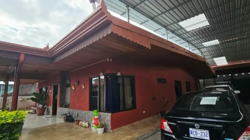 Home for Sale in El Roble de Alajuela at an Opportunity Price
