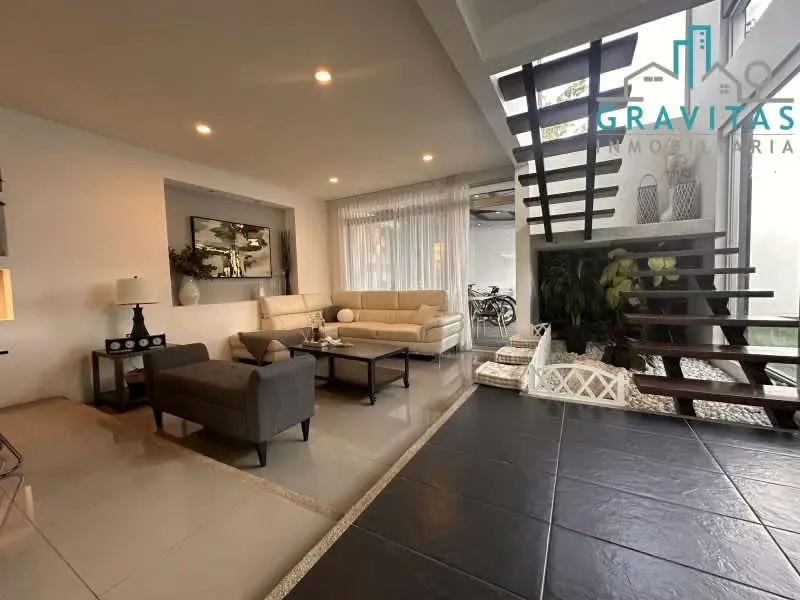 Venta de casa en San Pedro | En condominio | 230 m2 | F 574