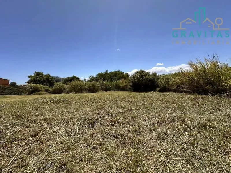 Venta de lote en La Uruca | 1200 m2 | Topografía plana | F 571