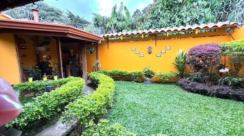 Elegant Home for Sale – Family-Friendly Spaces in a Gated Community
