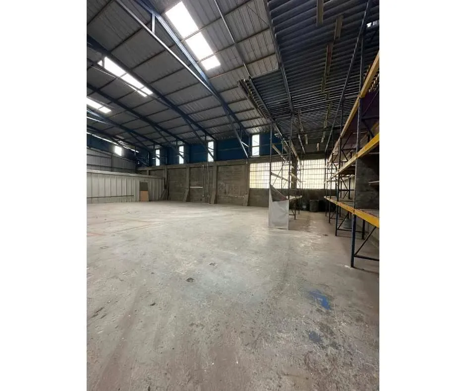 For rent-Industrial warehouse in La Uruca