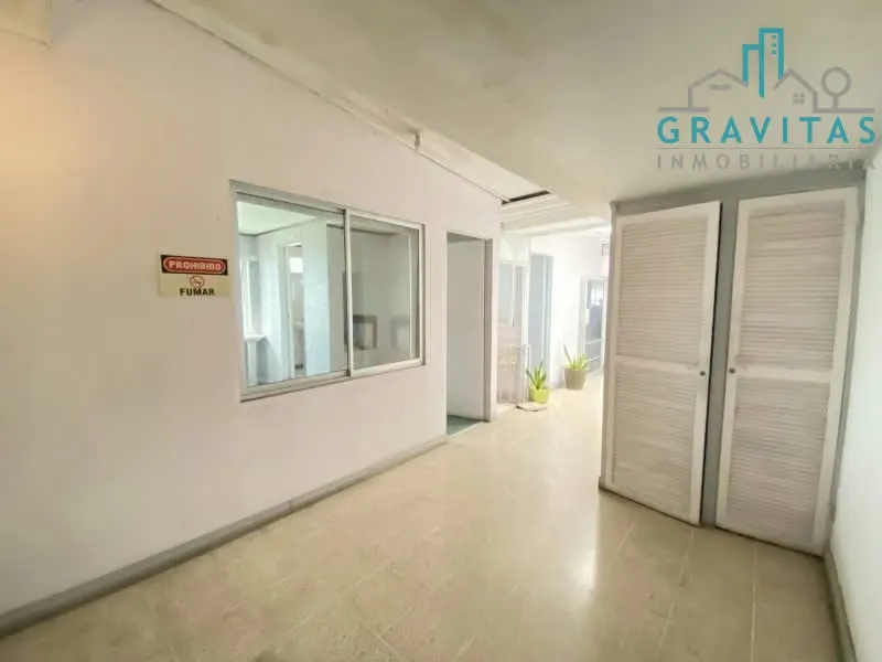 Venta de edificio comercial en San José | 370 m2 | A 250 m de Paseo Colón | F 448