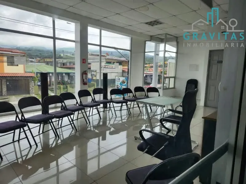 Alquiler de local comercial en Tres Ríos | Plaza Comercial | 69 m2 | F 439