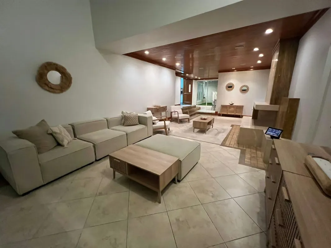 Experience the perfect blend of coastal elegance and city convenience in the prestigious Laureles II neighborhood, Escazú. This stunning single-level architectural retreat is tucked ...