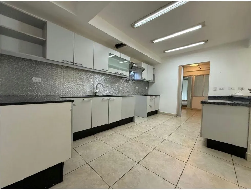 HOUSE FOR RENT IN HACIENDA BARCELONA CONDOMINIUM*