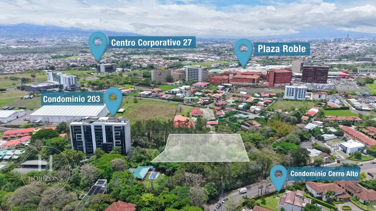Lote en venta con uso de suelo mixto en Guachipelín de Escazú, ubicado frente a la Iglesia Católica de Guachipelín y a tan ...