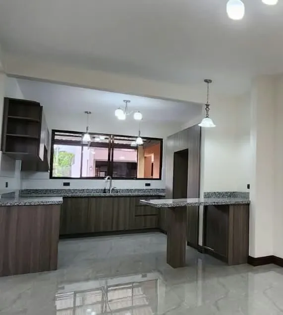 Nuevo modelo y ultimas Unidades Condominio Trival, FINANCIAMIENTO 100% para estrenar a la venta en San Antonio de Coronado. Casas 100% en concreto construidas en dos niveles Terreno de ... — photo 4