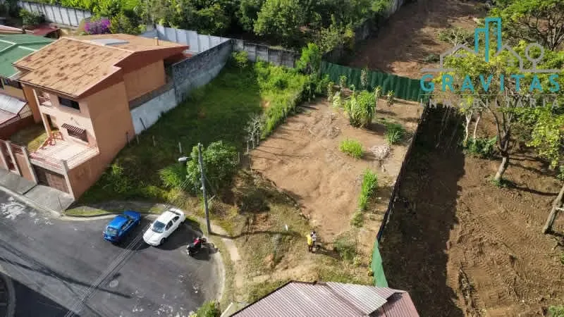 Lote en San Pedro | En residencial privado | ESQUINERO| 428 m2 | F 104