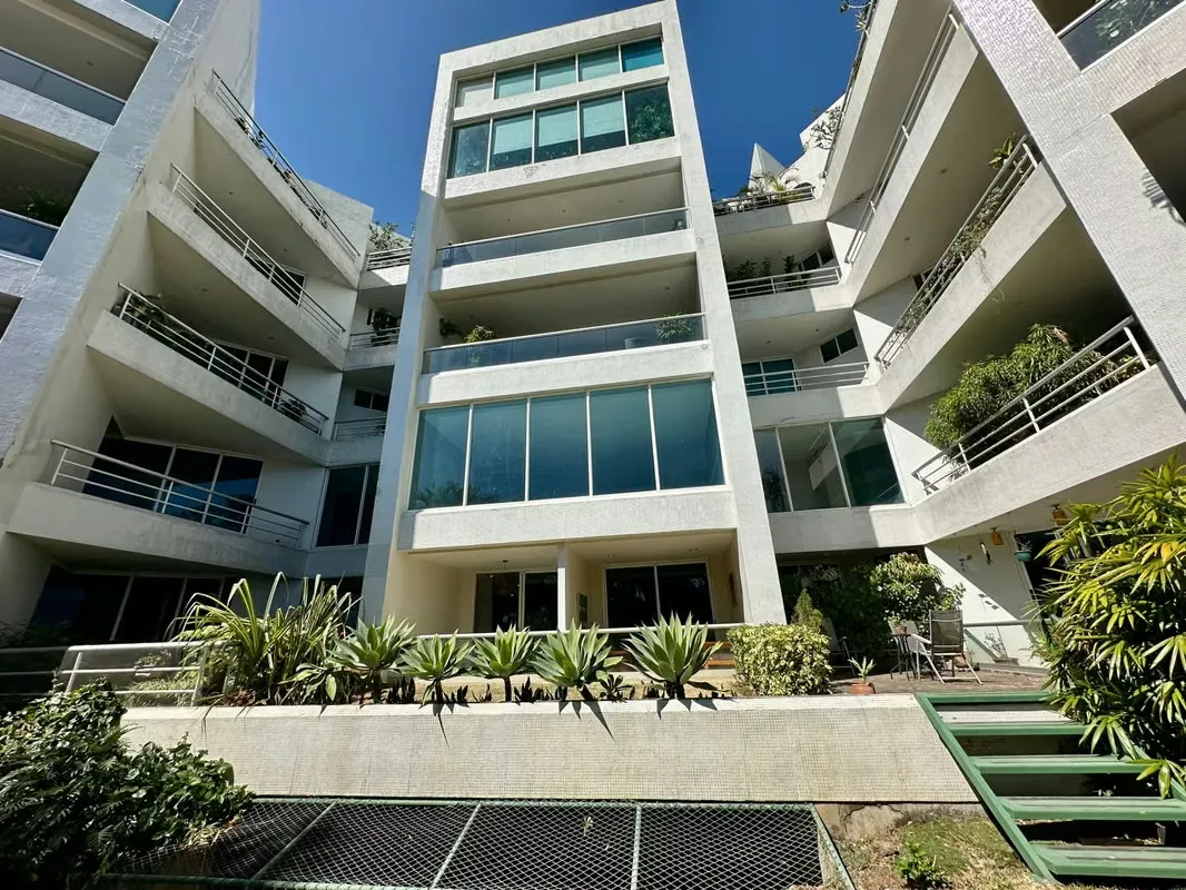 Moderno apartamento en venta en Jaboncillos Escazú