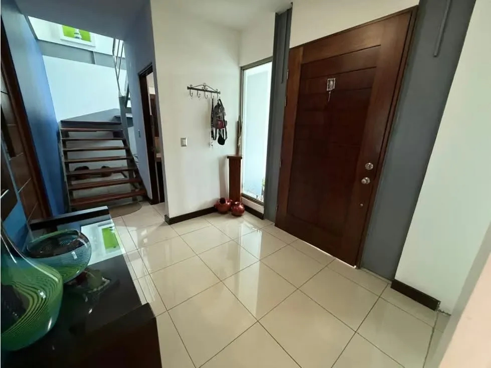 Venta de hermosa casa de 3 habitaciones en San Rafael de Montes de Oca — photo 4