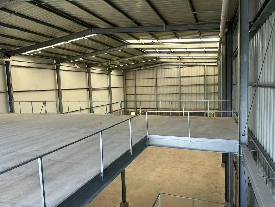 • Floor area: 640 sq m, Mezzanine: 205 sq m, Loading dock: 24 sq ...