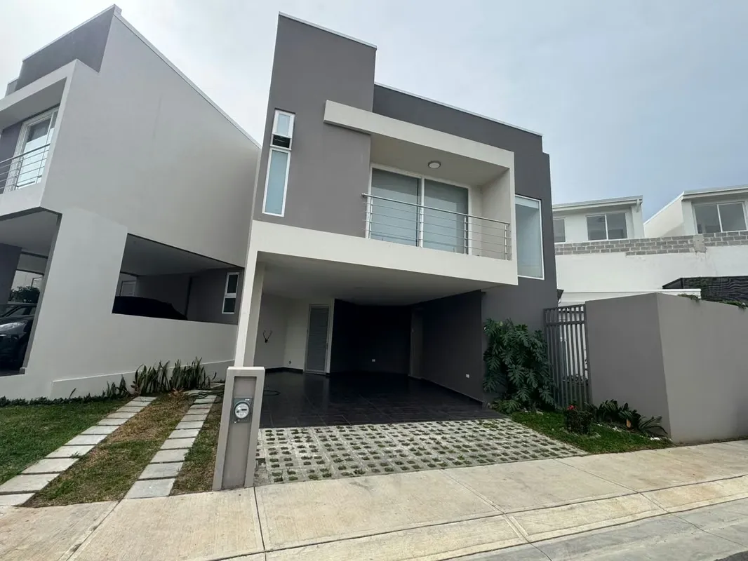 House for sale in Nasara Condominium - Santa Ana