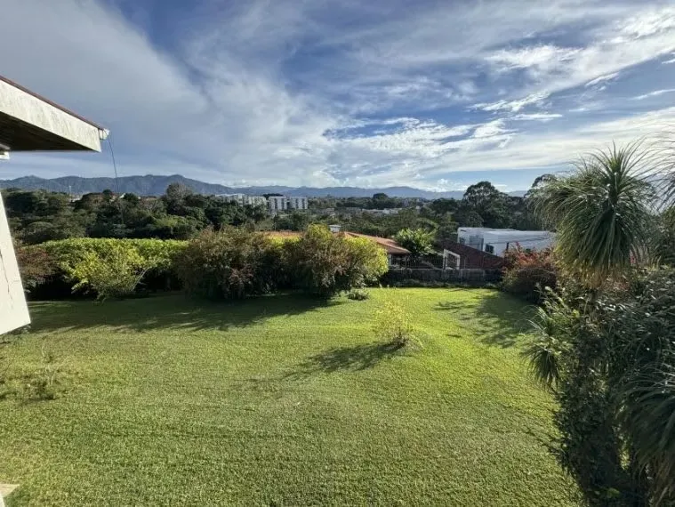VENTA DE PROPIEDADES COLINDANTES EN RESIDENCIAL VISTA REAL SAN RAFAEL DE MONTES DE OCA ideal para un desarrollo de apartamentos uso — photo 3