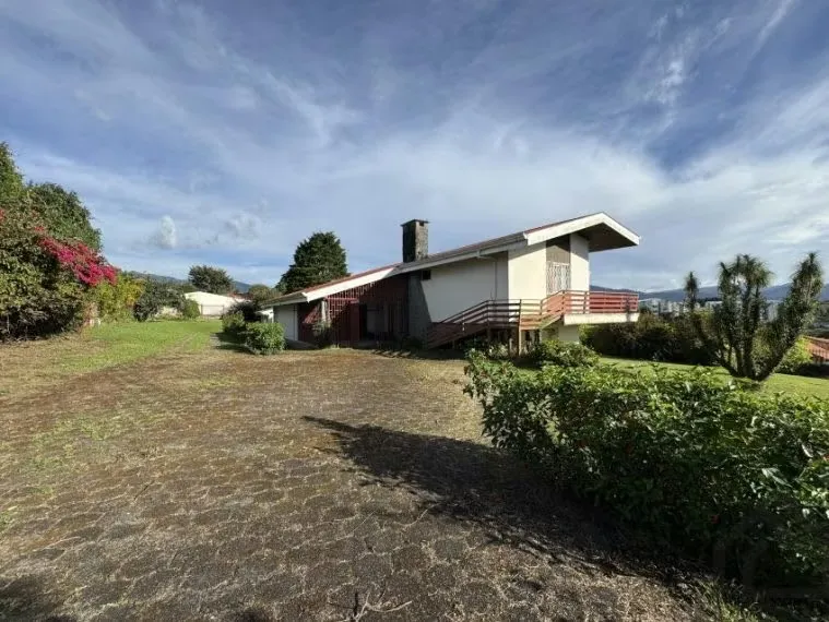 VENTA DE PROPIEDADES COLINDANTES EN RESIDENCIAL VISTA REAL SAN RAFAEL DE MONTES DE OCA ideal para un desarrollo de apartamentos uso — photo 5