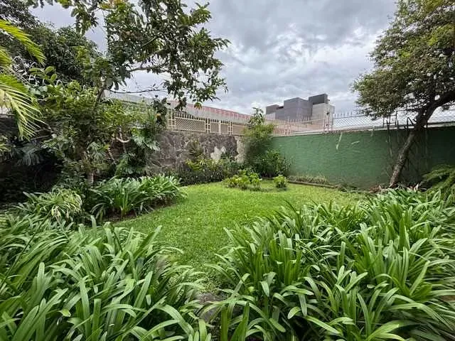 Two-story detached house for sale with mixed-use zoning.
