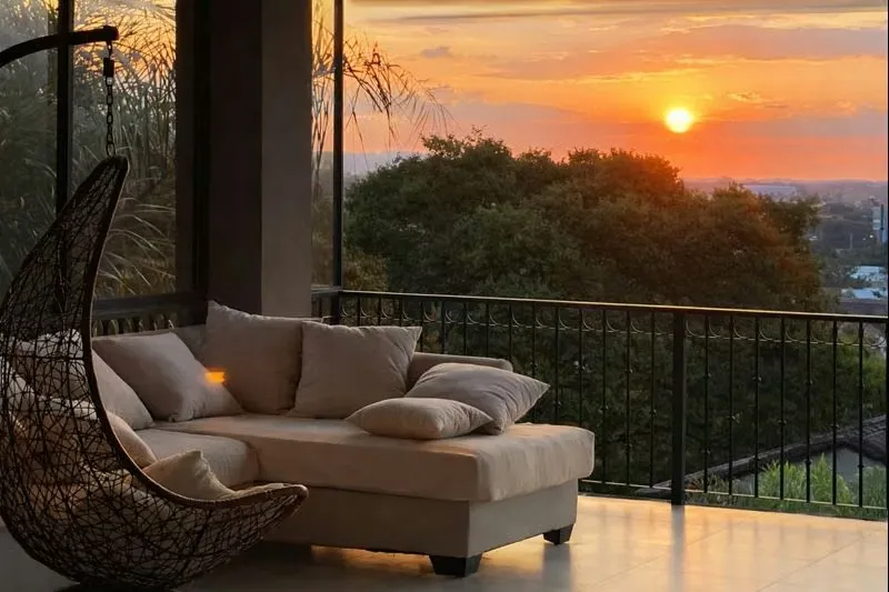Spacious penthouse apartment located on the top floor, distributed over two levels, featuring terraces and ...