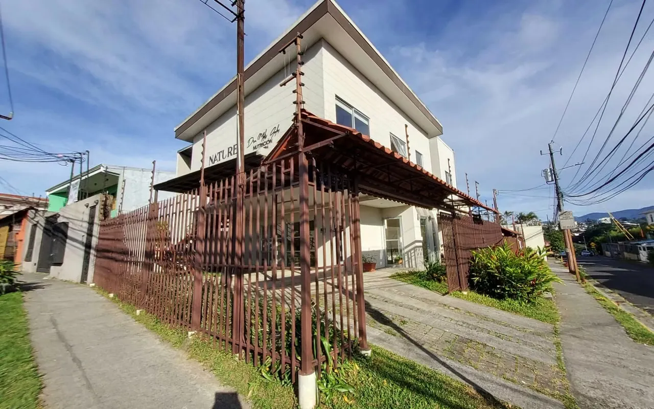 Commercial Space for Rent in Sabanilla – Ideal for Professionals