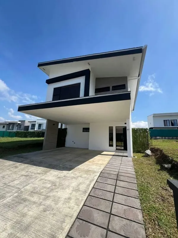 SE ALQUILA CASA EN CONDOMINIO EN SAN RAFAEL DE ALAJUELA POR LADO RUTA 27 / CON SEGURIDAD Y AMENIDADES, — photo 3